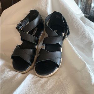Little girls sandal size 13